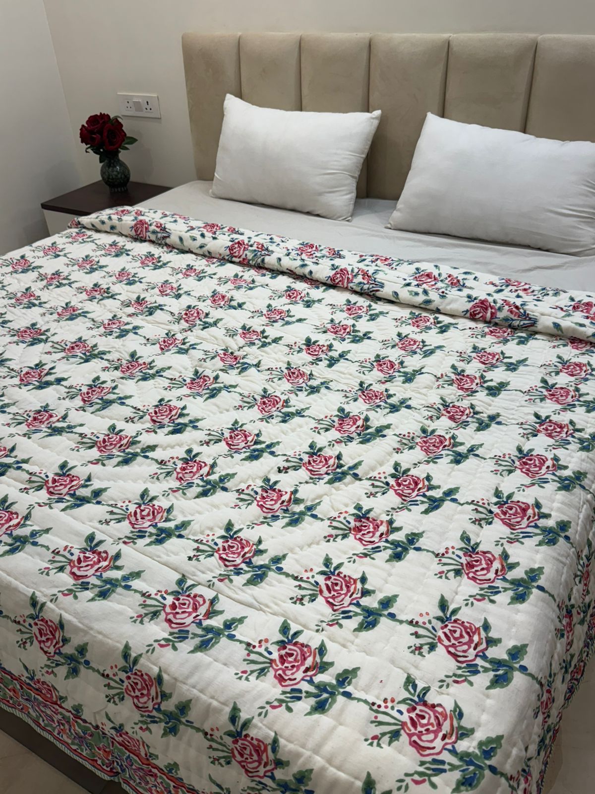 Rose Bouquet Reversible Double Bed Quilt