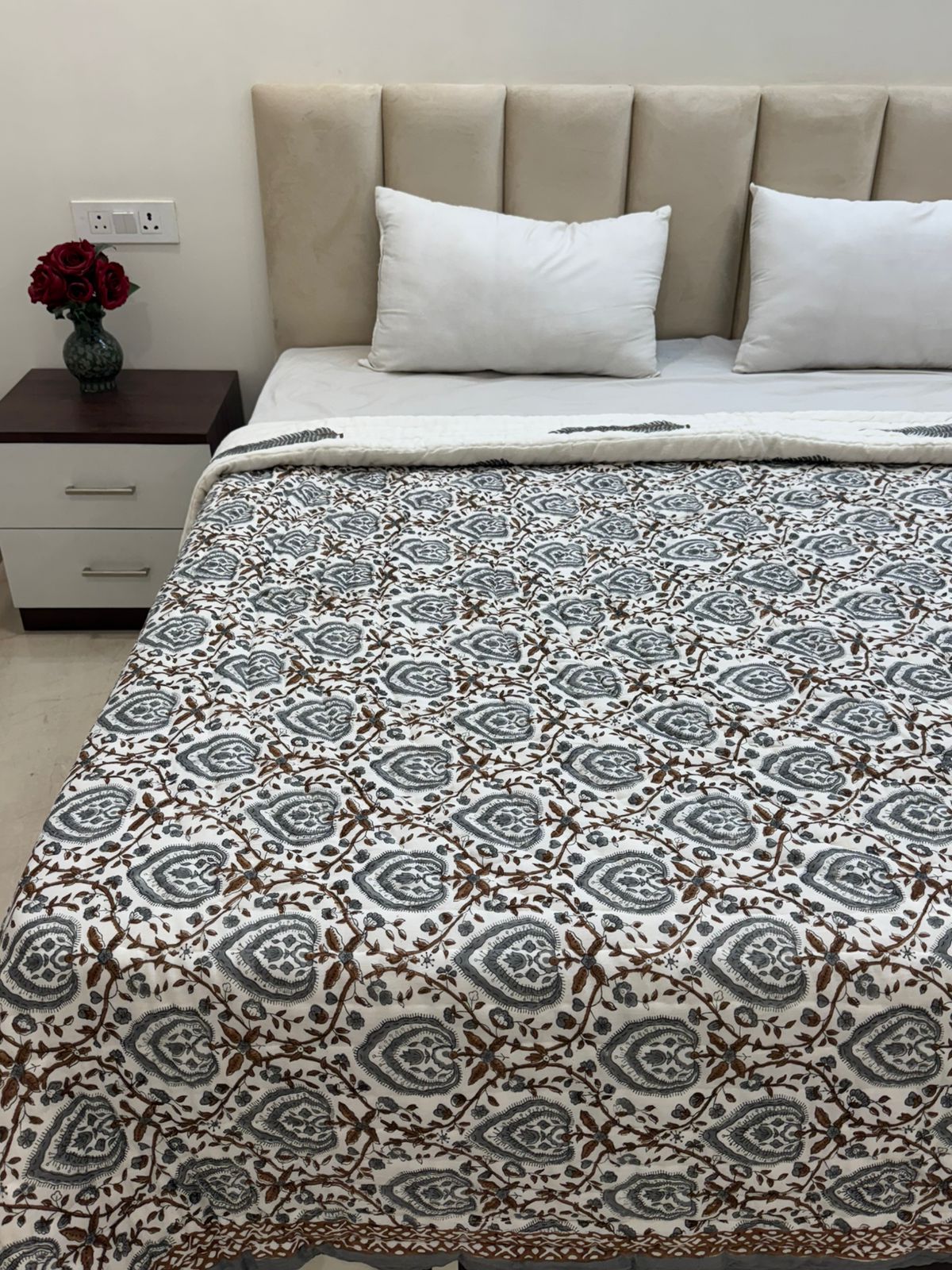 Gray Meadows Reversible Double Bed Quilt