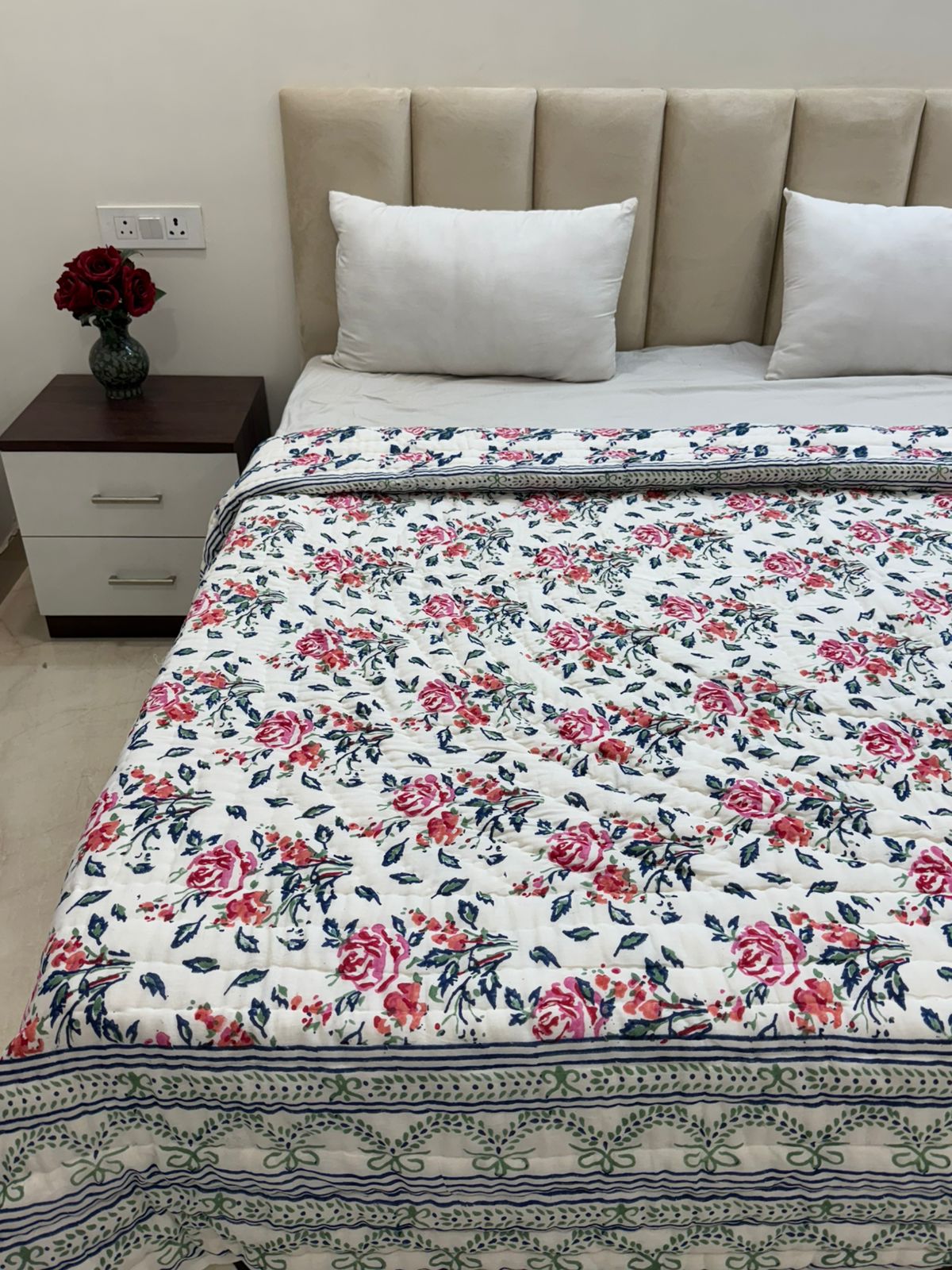 Rose Vines Bouquet Reversible Double Bed Quilt
