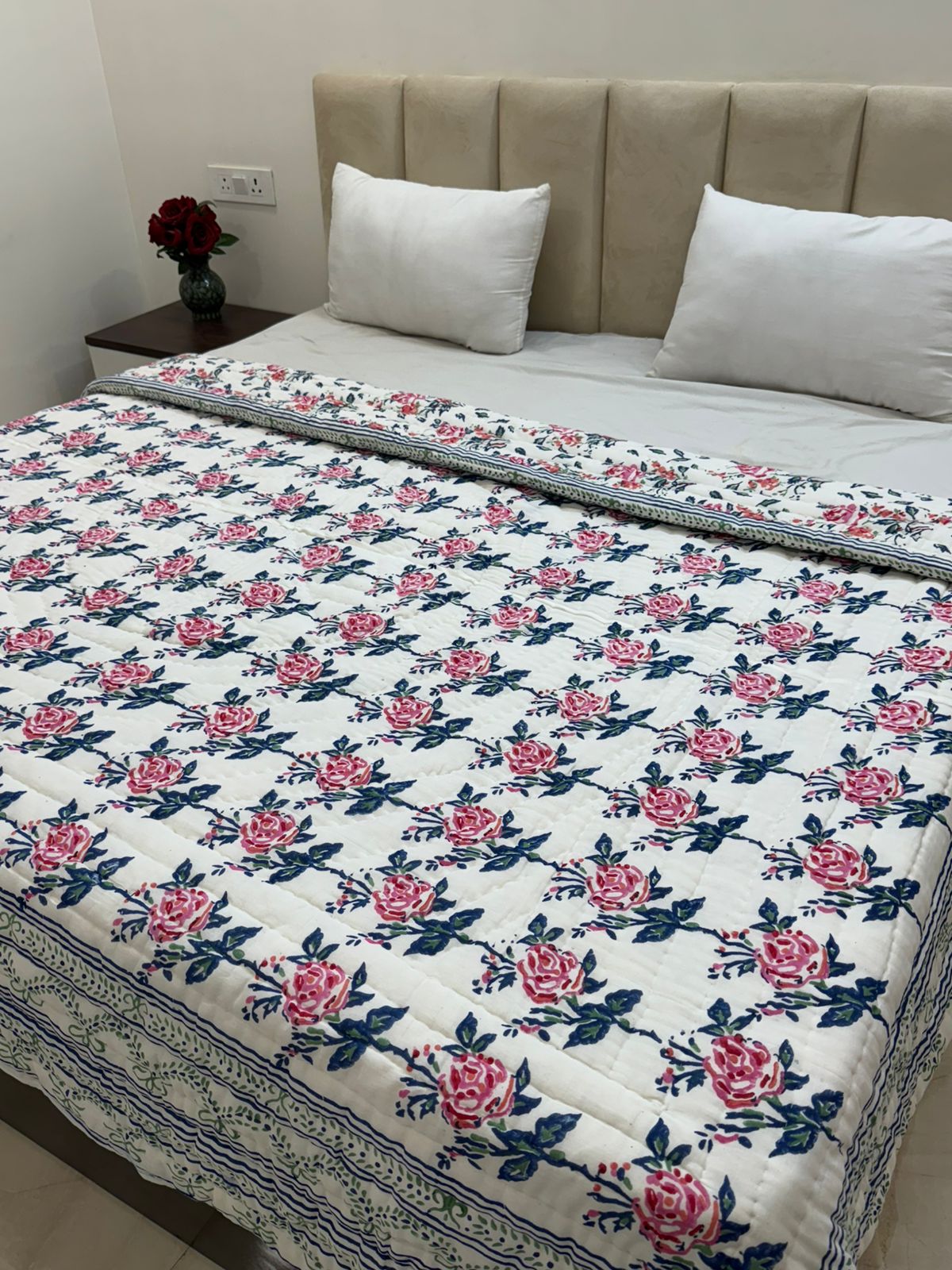 Rose Vines Bouquet Reversible Double Bed Quilt