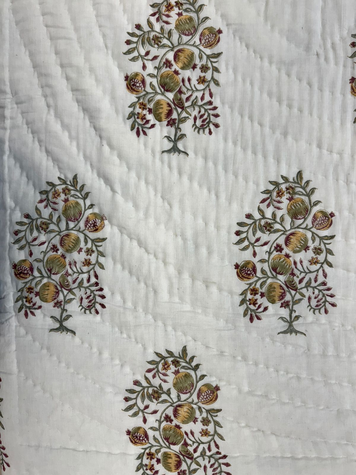 Persian Pomegranate Reversible Double Bed Quilt