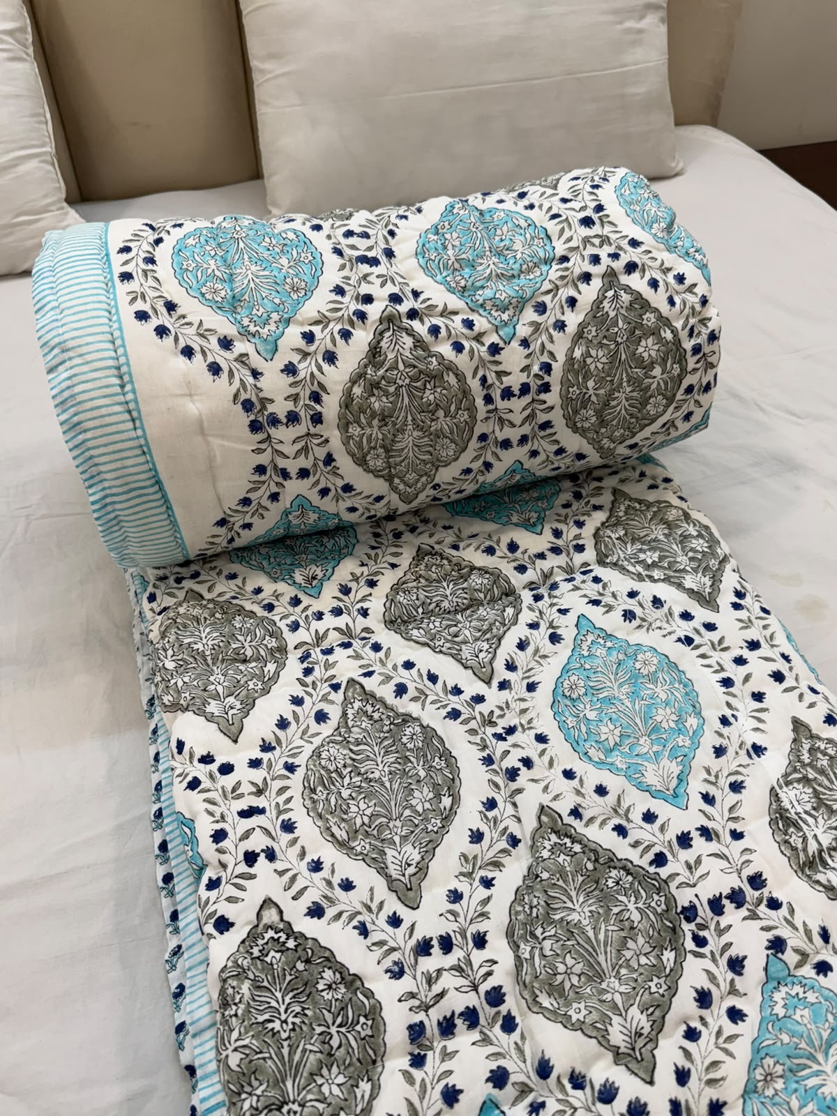 Double Bed Reversible Quilt