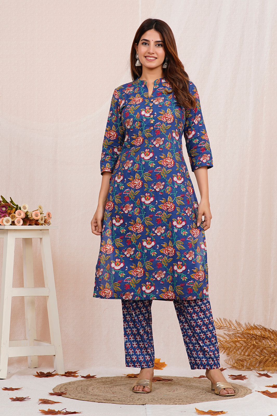 Blue Bouquet Embroidery Kurta Pant Set