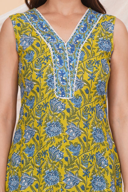 Neon Blue Floral Sleeveless Kurta Pant Set