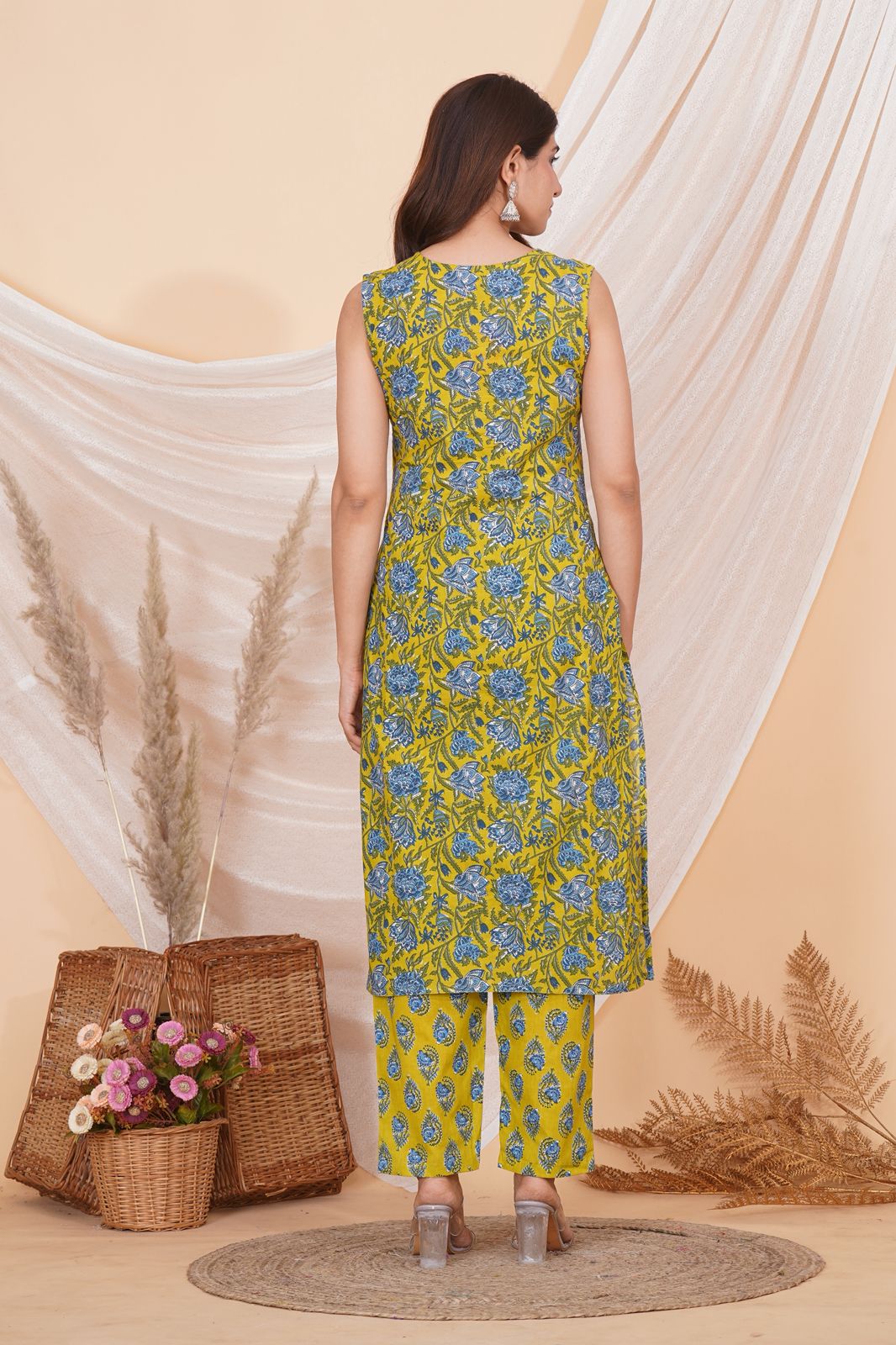 Neon Blue Floral Sleeveless Kurta Pant Set