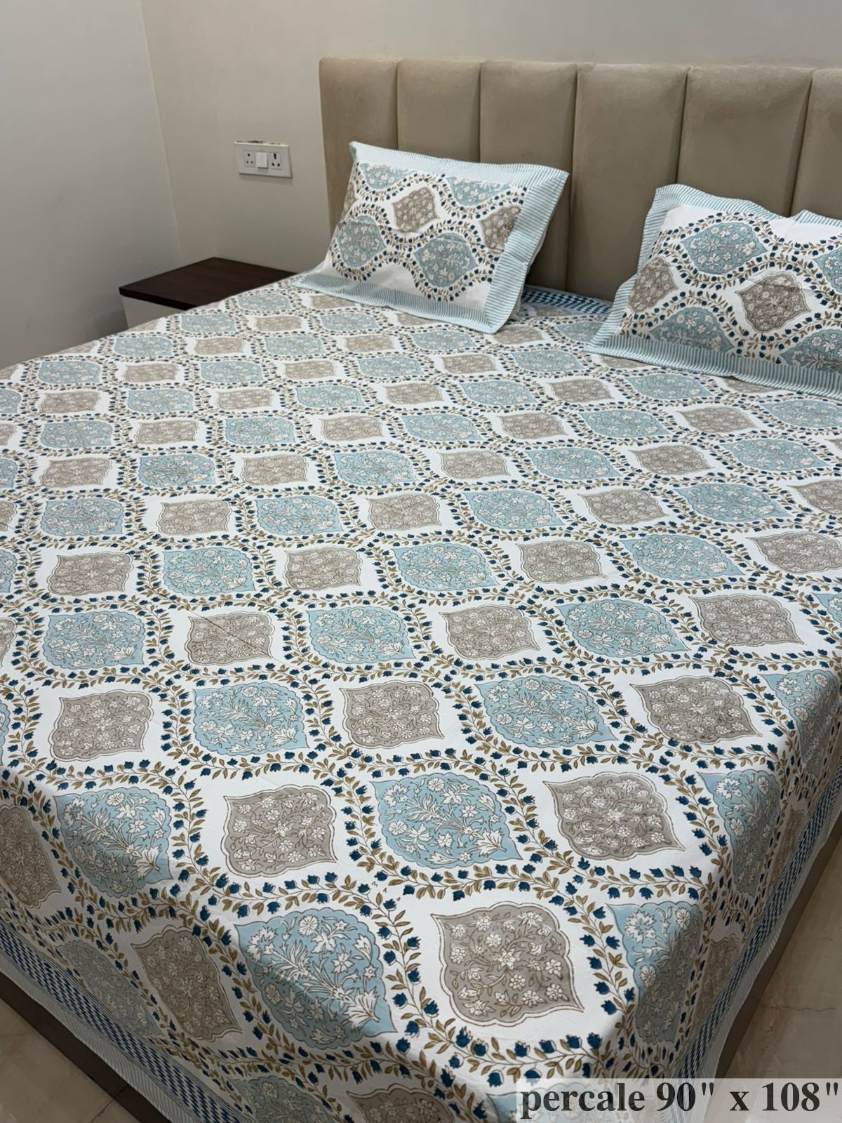 Azure Leaf Cascade Percale Double Bedsheet