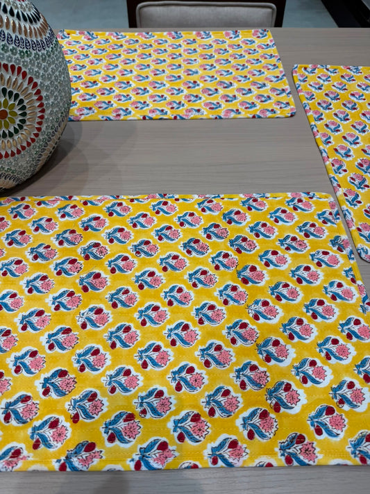 Cotton Quilted Dining Mat Set