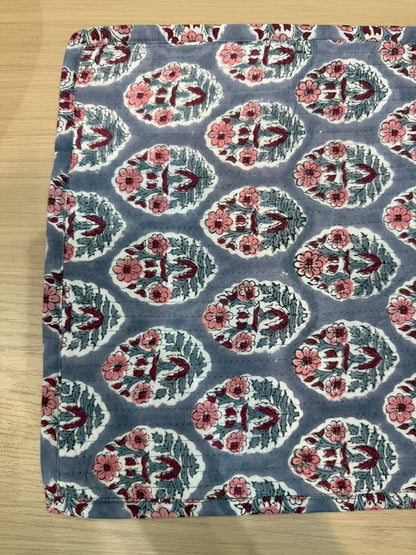 Cotton Quilted Dining Mat Set with Napkins
