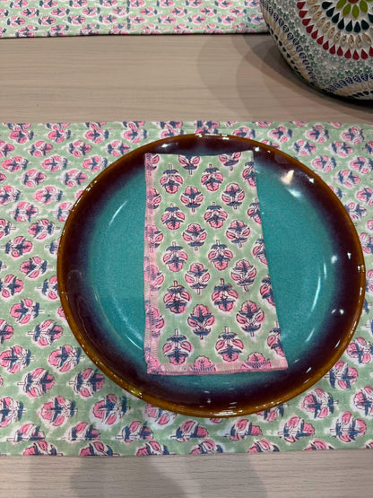 Cotton Quilted Dining Mat Set with Napkins