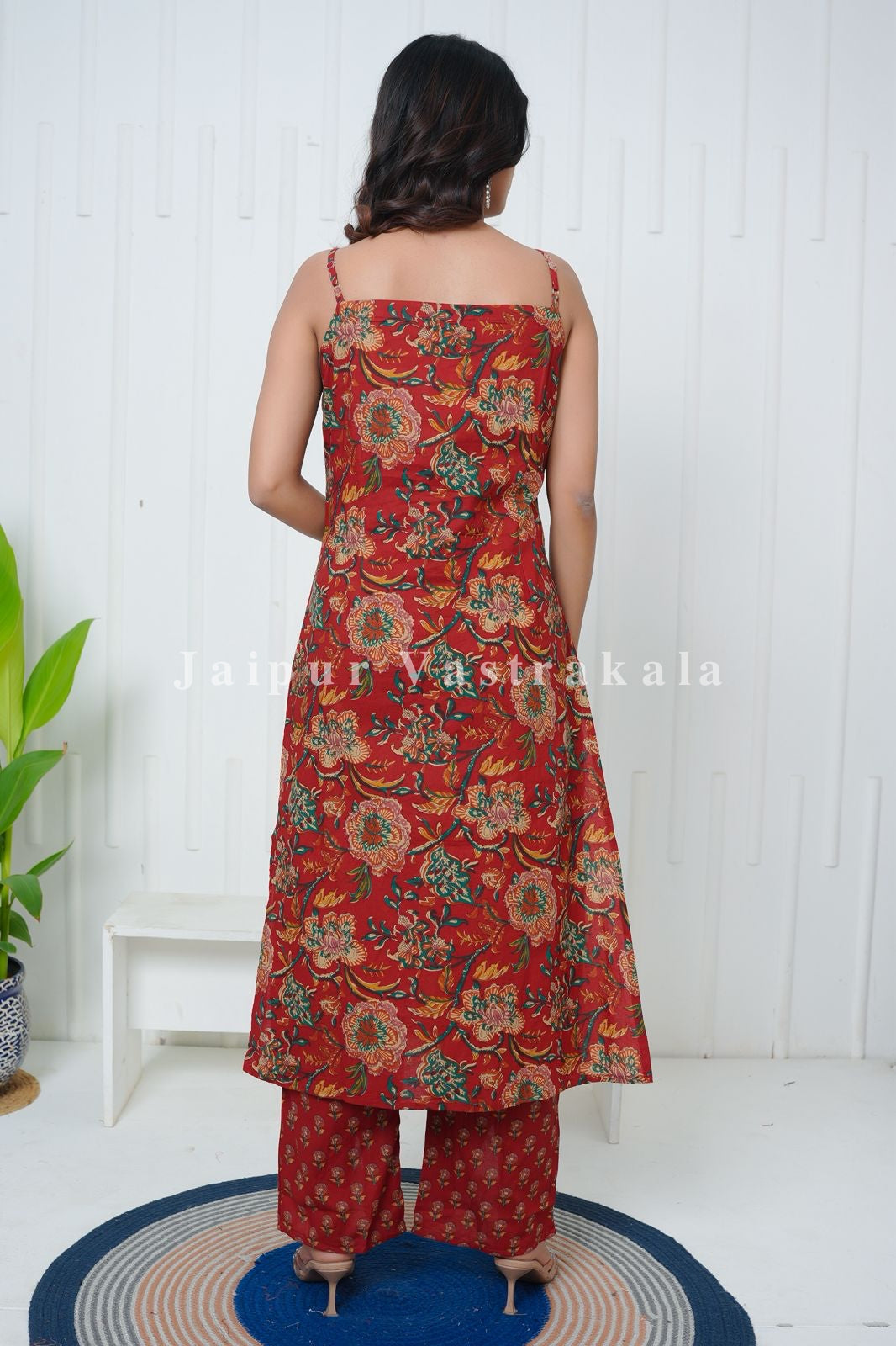 Red Phoolkari Spaghetti Cotton Set