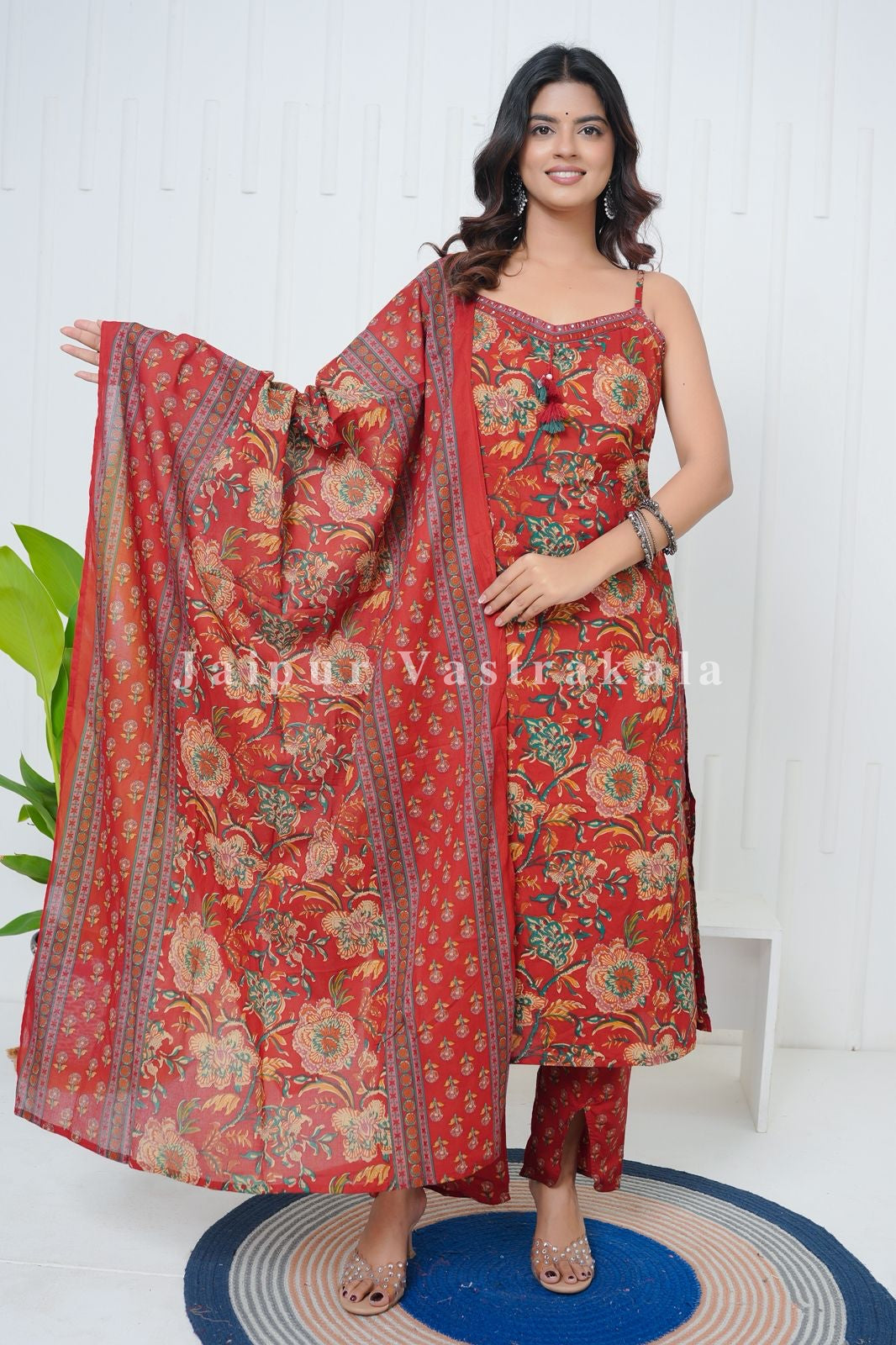 Red Phoolkari Spaghetti Cotton Set