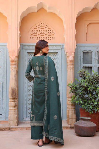 Green Noor Cotton Dupatta Suit