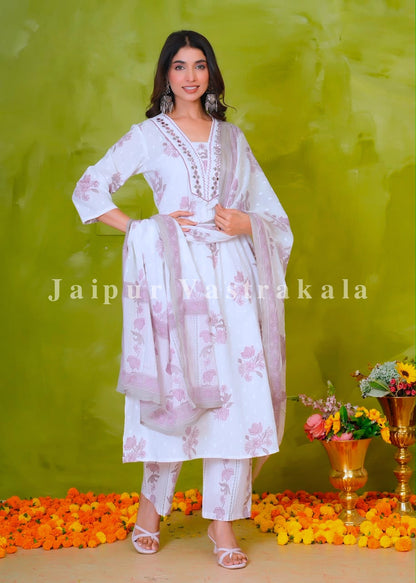Soothing Muave Boota Cotton Dupatta Set
