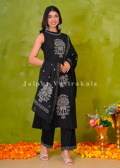Black Lotus Embroidery Sleeveless Flex Dupatta Set