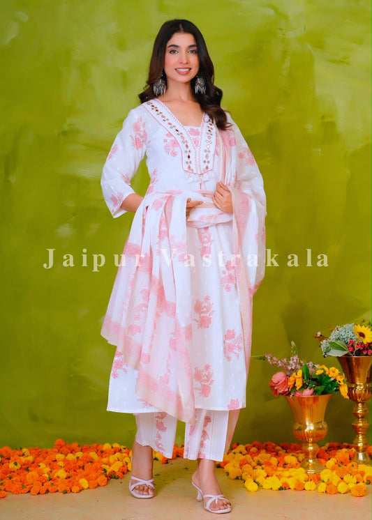 Soothing Peach Boota Cotton Dupatta Set