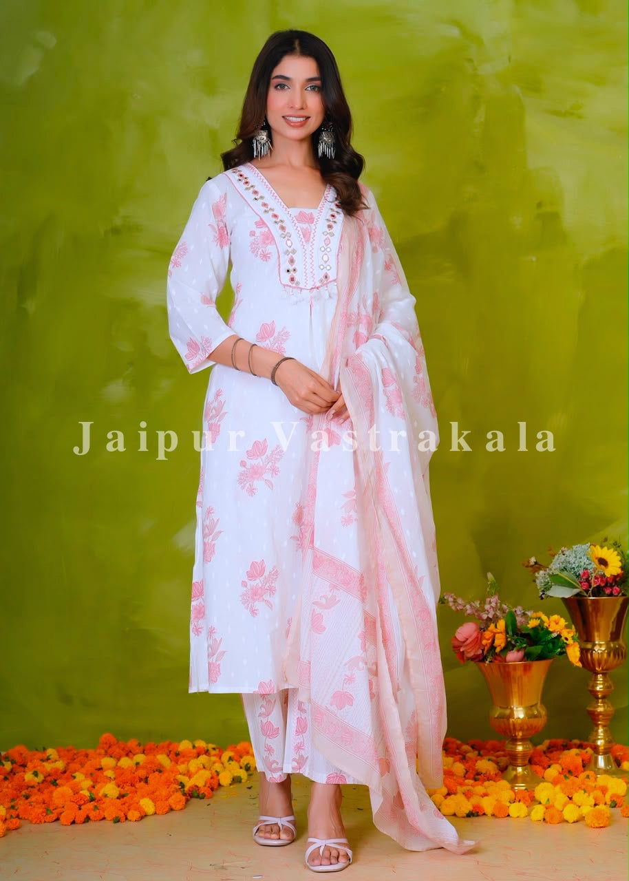 Soothing Peach Boota Cotton Dupatta Set