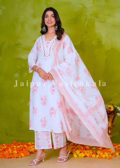 Soothing Peach Boota Cotton Dupatta Set