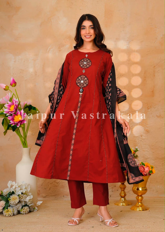 Maroon Mirror Patch A-line Cotton Dupatta Set