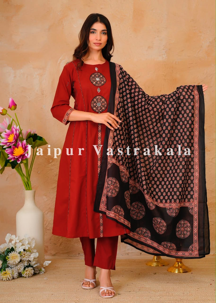 Maroon Mirror Patch A-line Cotton Dupatta Set