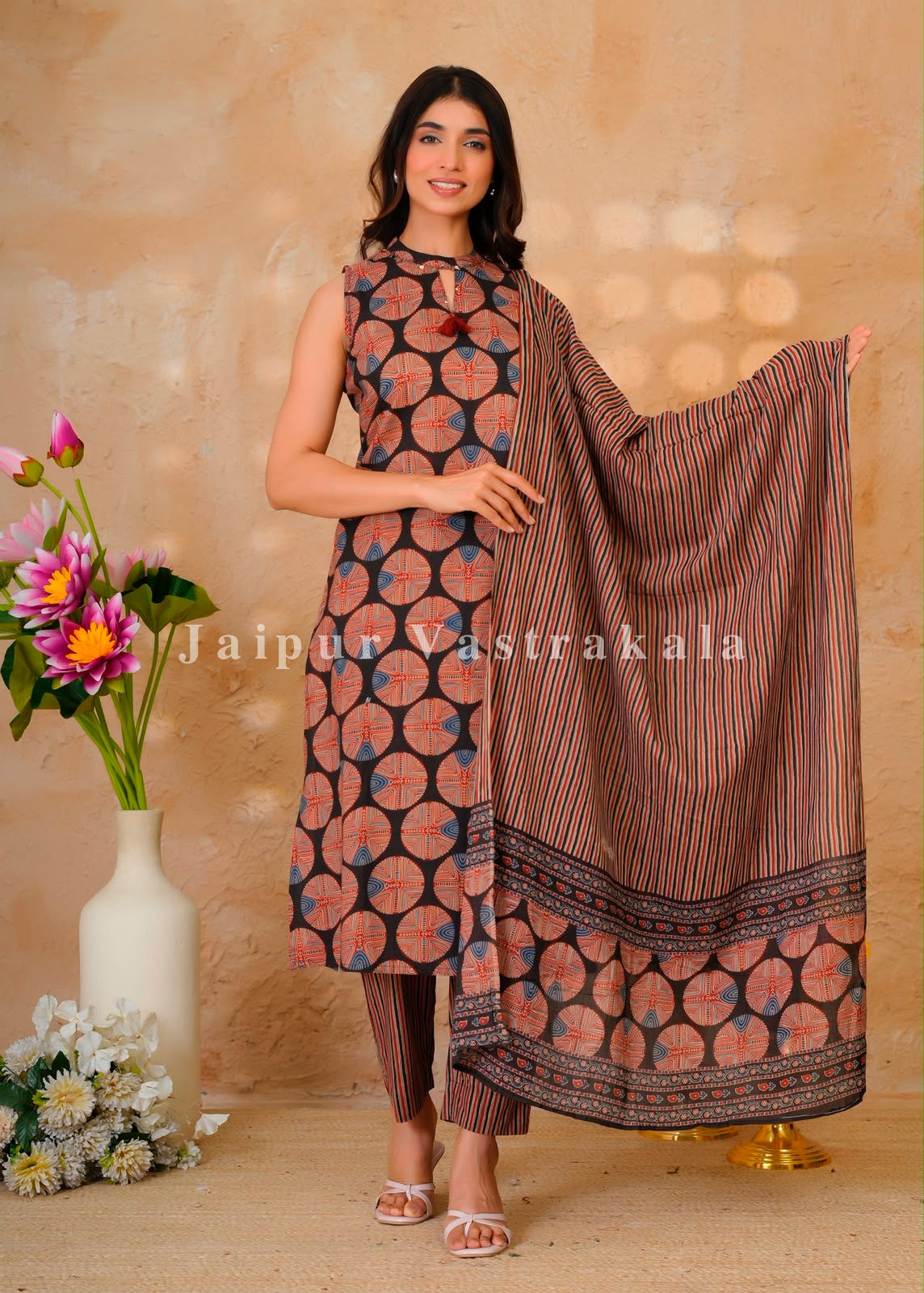 Ajrakh Orbits Sleeveless Cotton Dupatta Set
