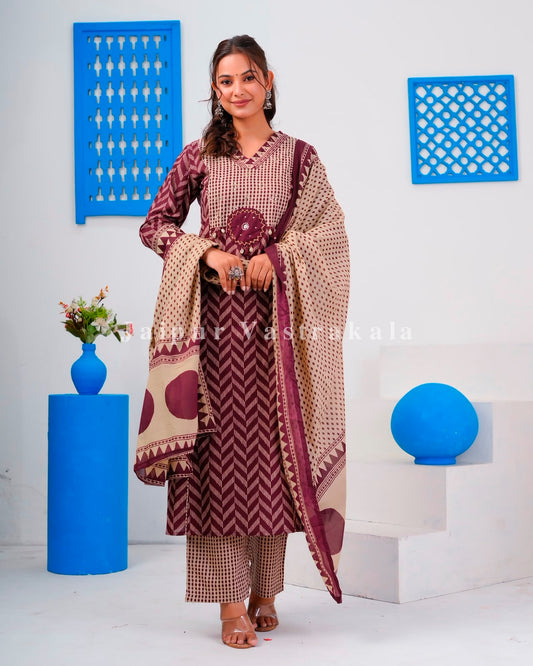 Burgundy Ikkat Strokes Cotton Dupatta Set
