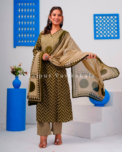 Olive Ikkat Strokes Cotton Dupatta Set