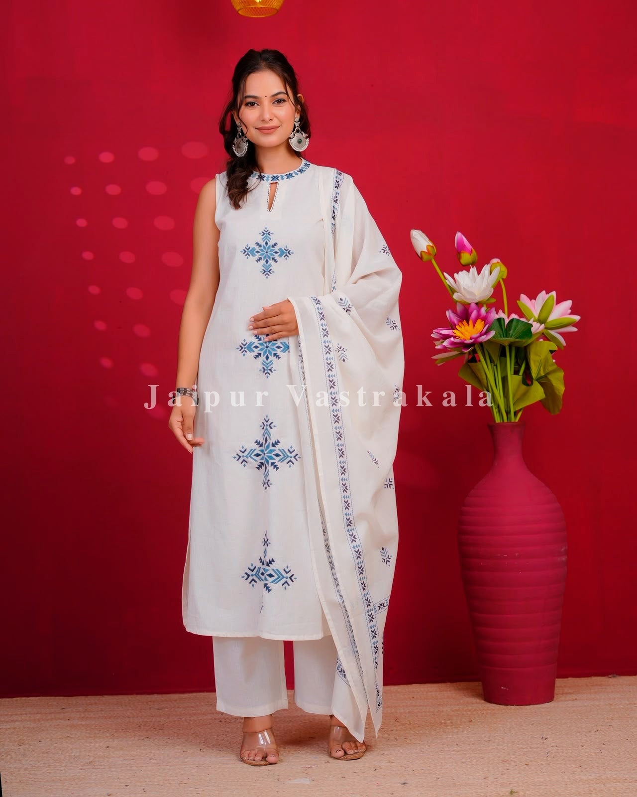 White Tiles Sleeveless Flex Cotton Dupatta Set