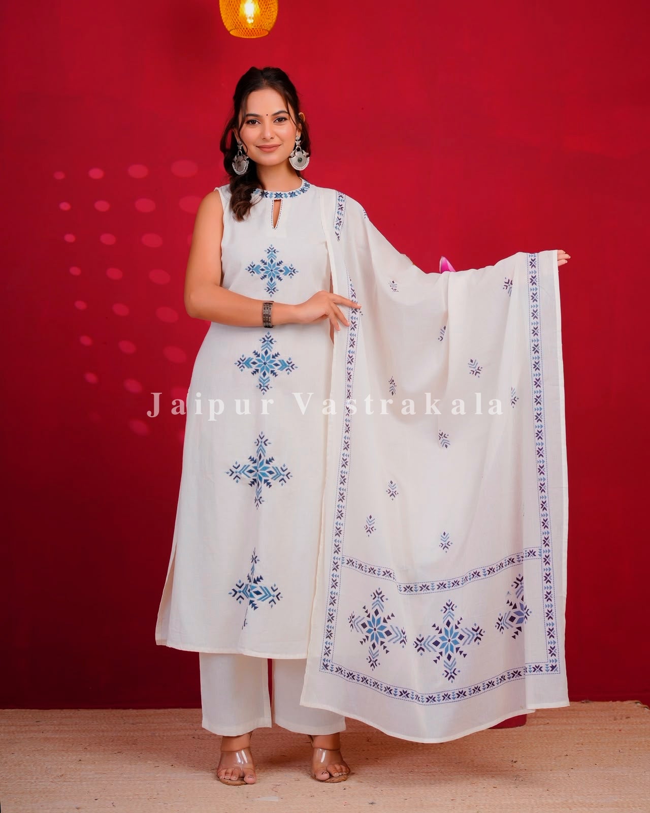 White Tiles Sleeveless Flex Cotton Dupatta Set