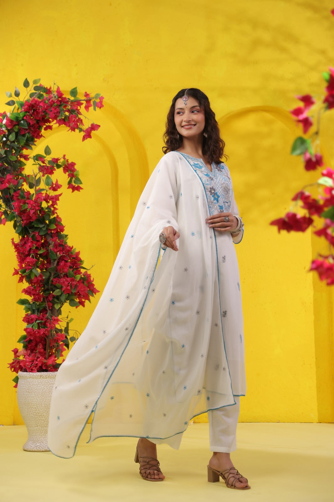 Embroidery Mul Cotton Suit