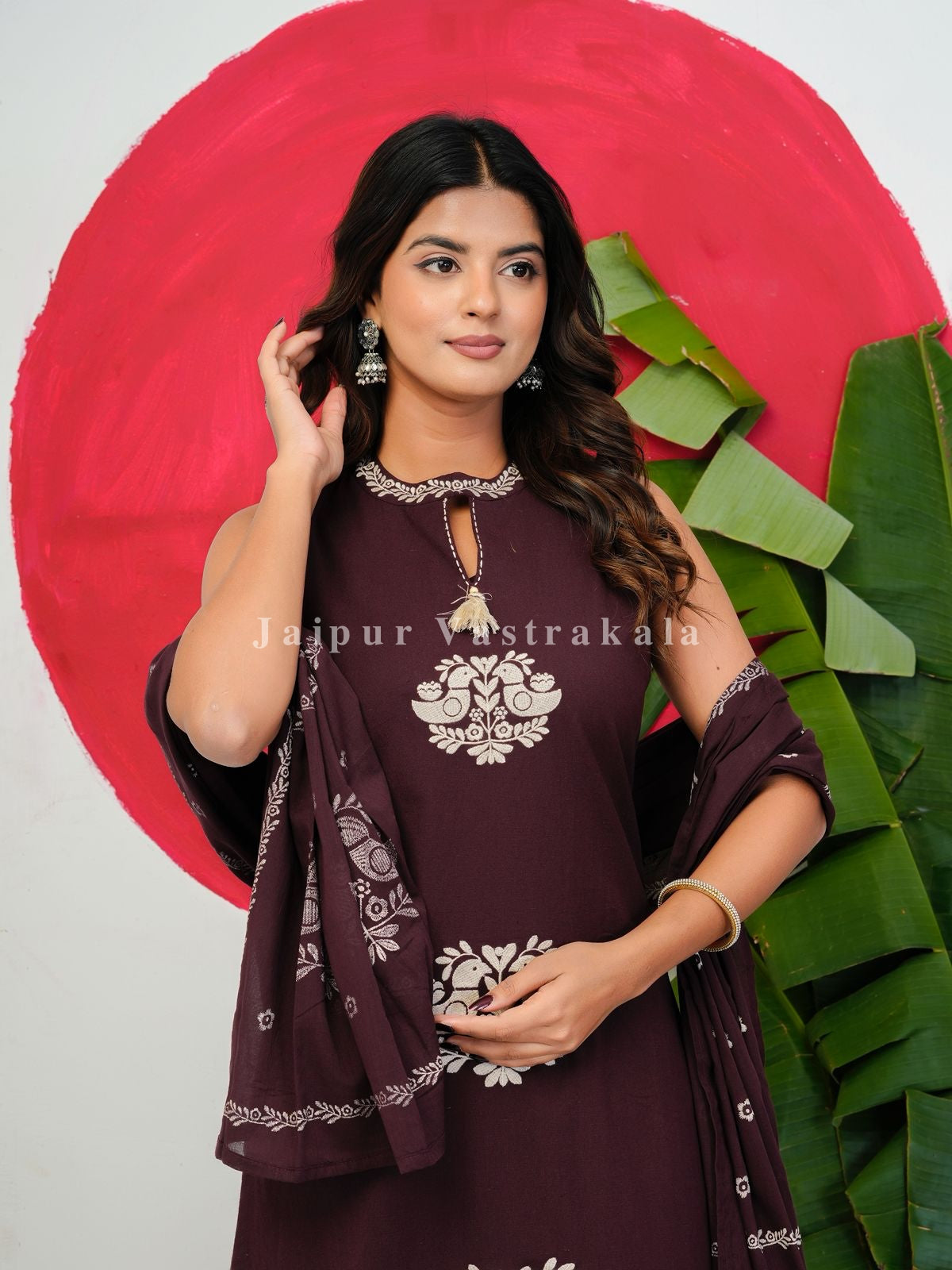 Cocoa Sparrow Embroidery Flex Suit Set