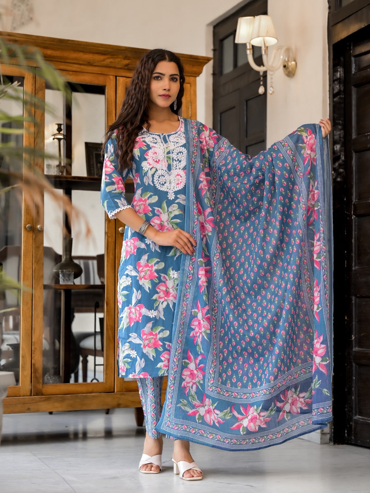 Blue Floral Fantasy Embroidery Cotton Suit