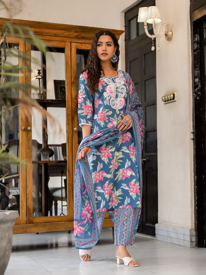 Blue Floral Fantasy Embroidery Cotton Suit