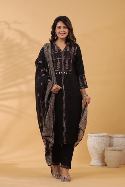 Black Elegance Thread Embroidery Cotton Suit