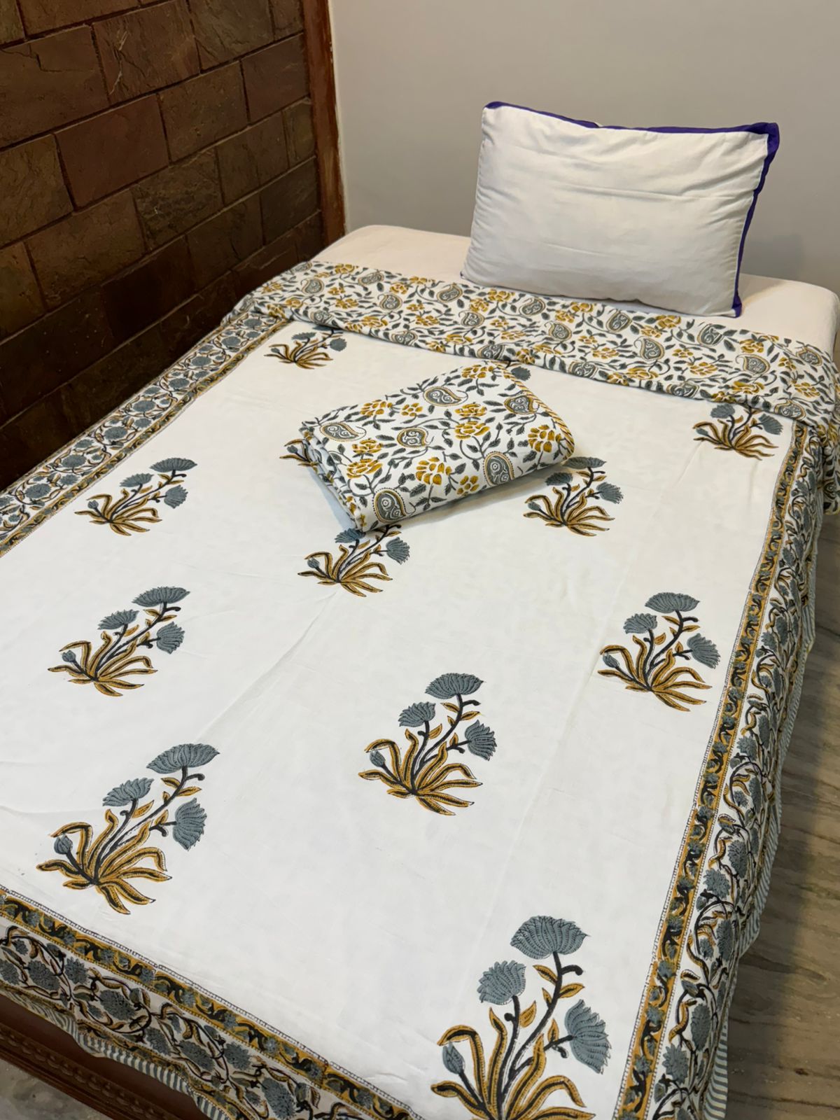 Gray Mustard Boota Single Bed Reversible Dohar