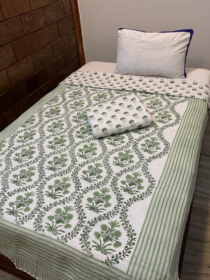Green Trails Single Bed Reversible Dohar