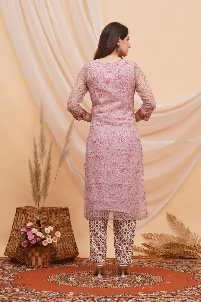 Gulabi Gulzar Kota Doriya Suit