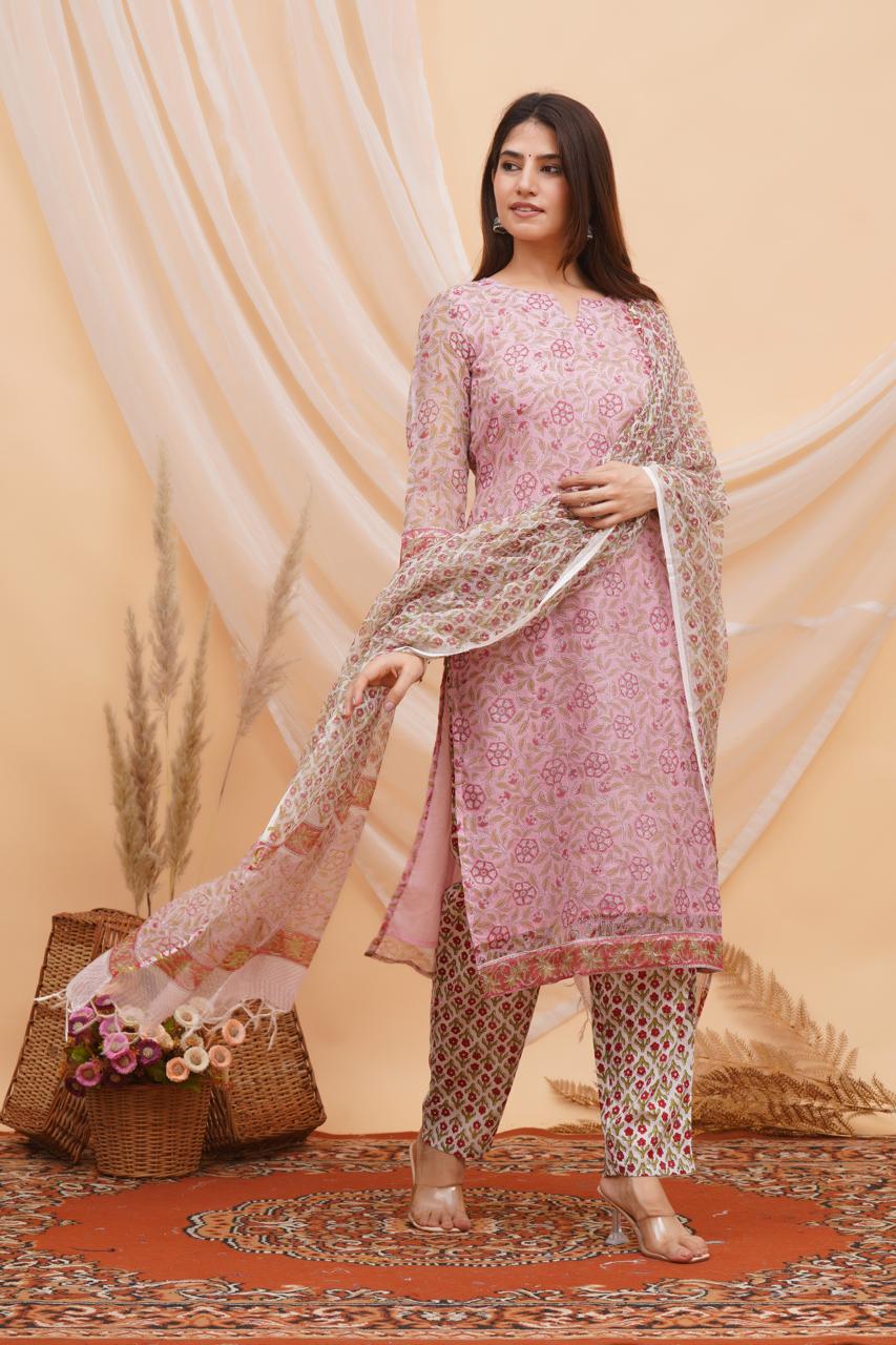 Gulabi Gulzar Kota Doriya Suit
