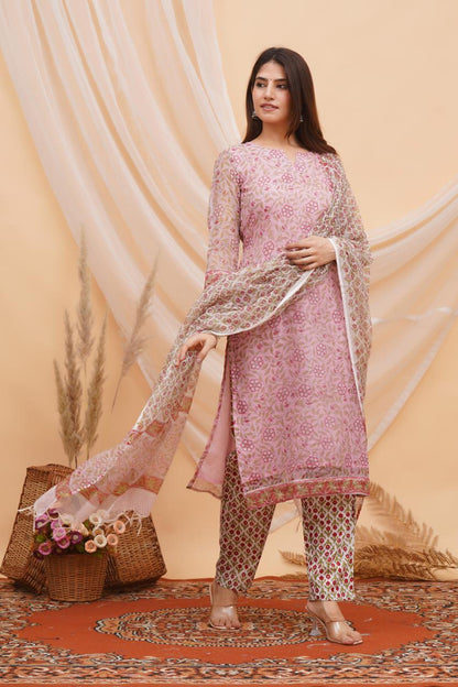 Gulabi Gulzar Kota Doriya Suit
