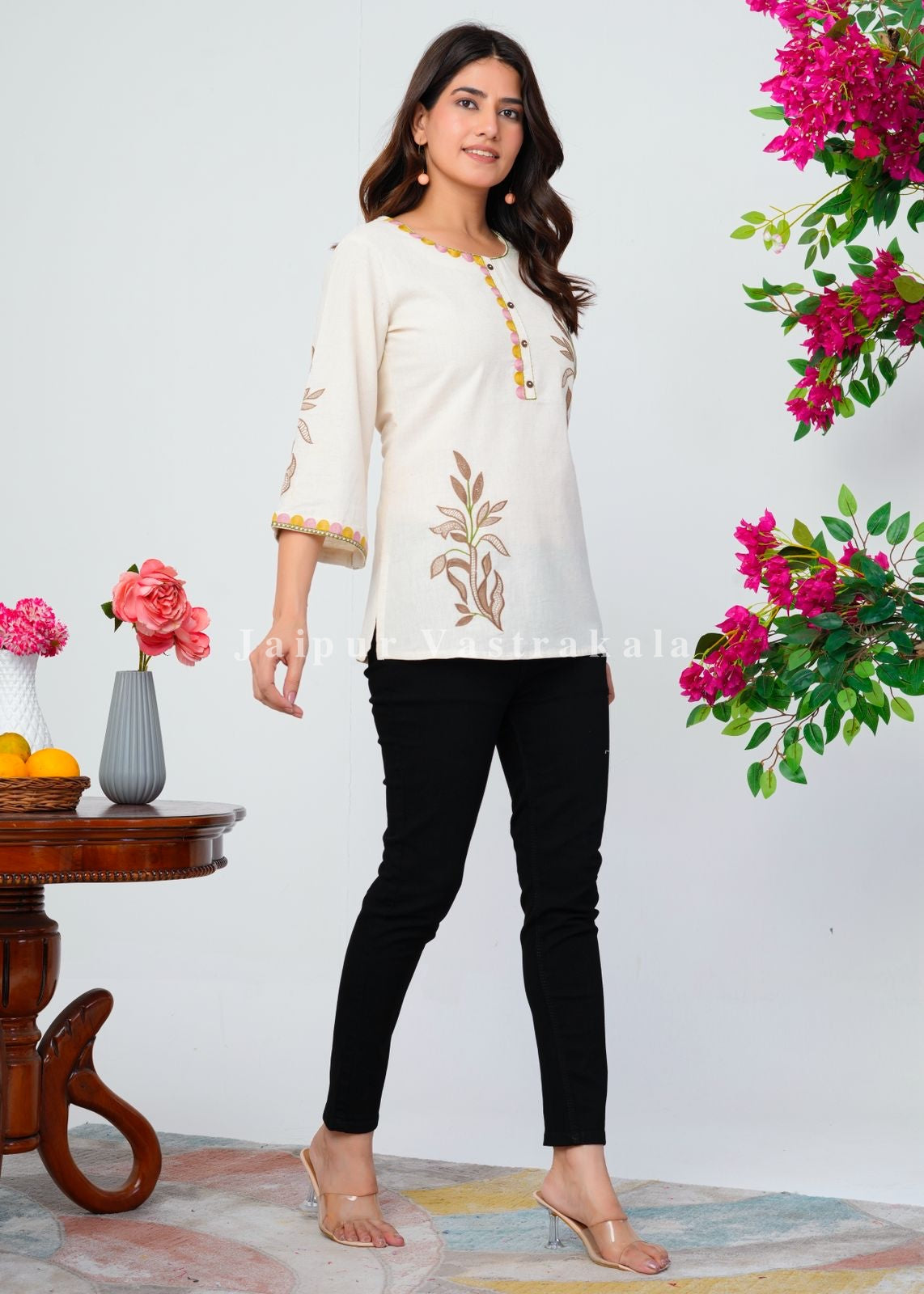 White Fern Embroidery Cotton Linen Top