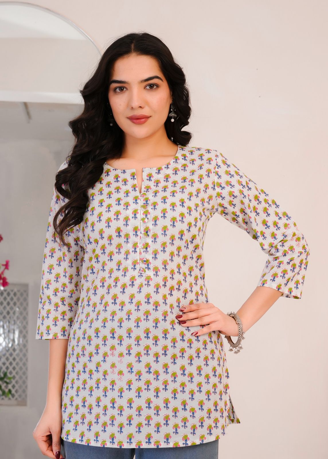 White Craft Buds Cotton Top