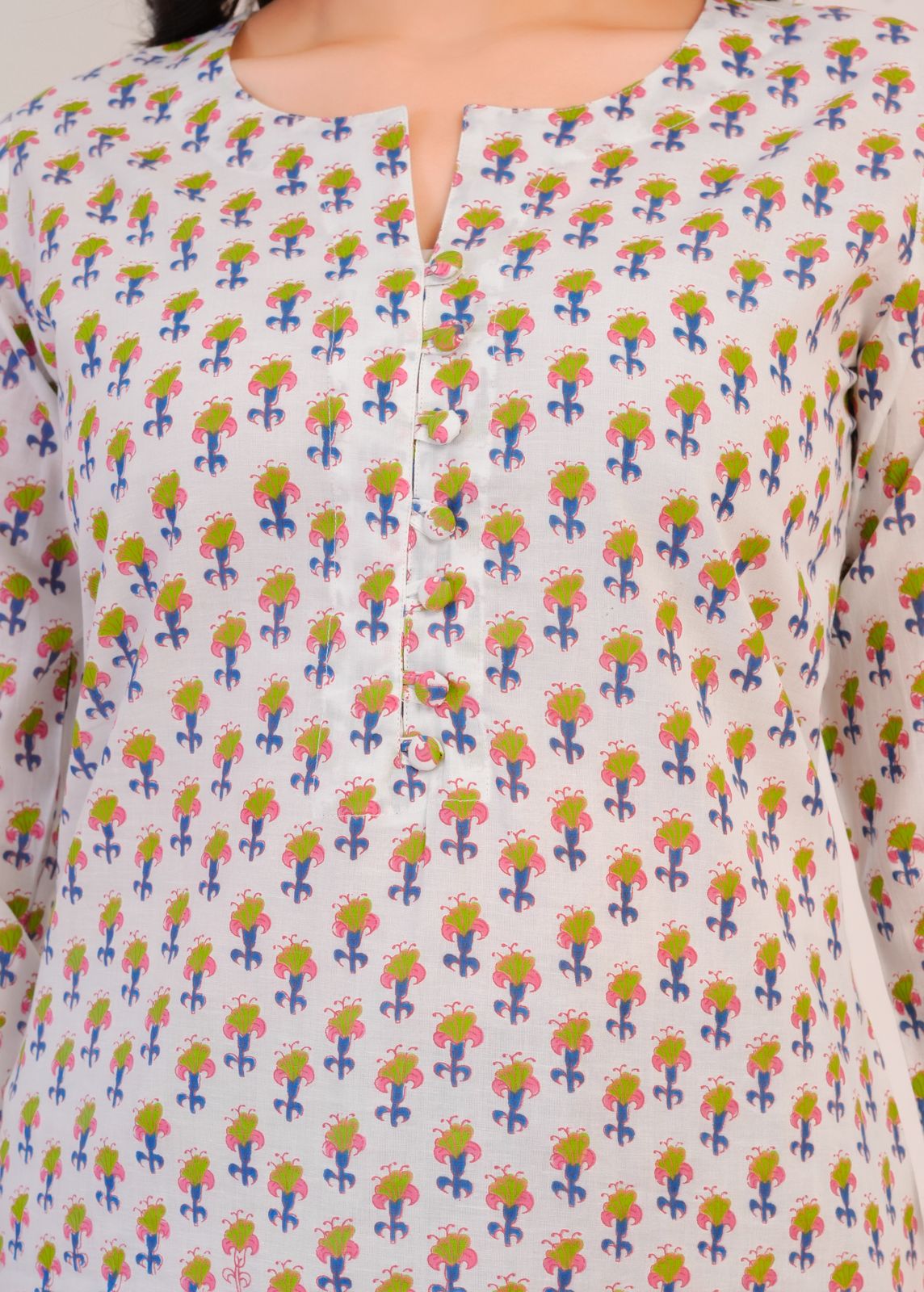 White Craft Buds Cotton Top