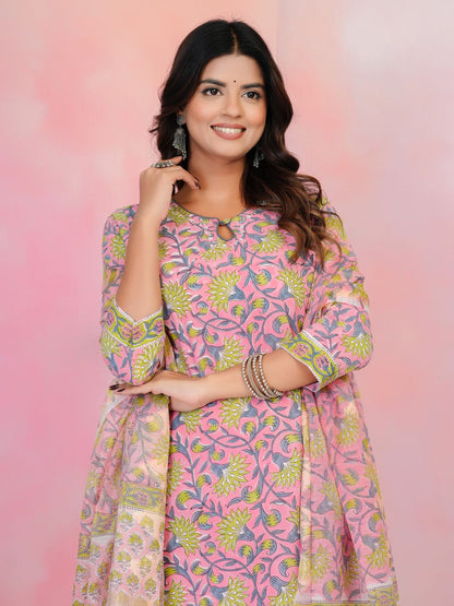 Pastel Pink Elegance Kota Dupatta Suit