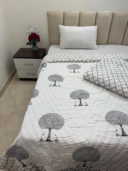 Gray Minimalist Reversible Single Bed Quilt