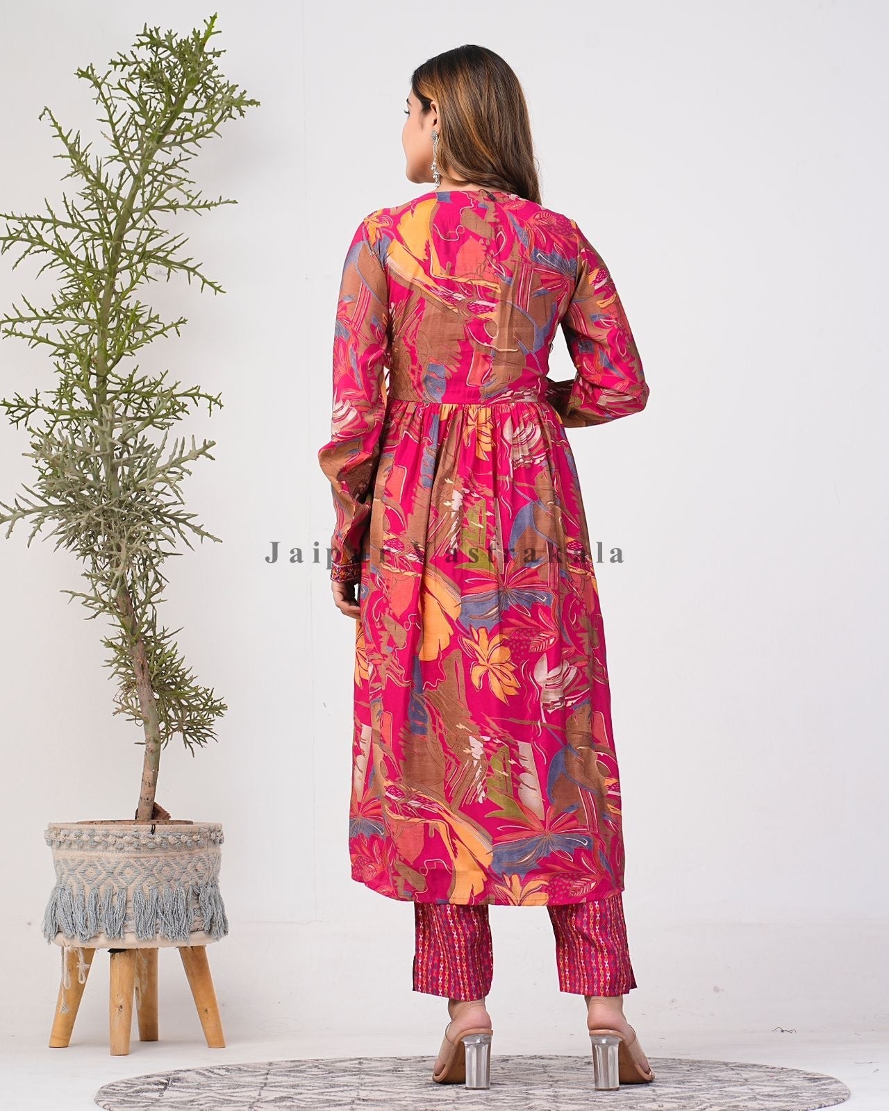 muslin silk suit